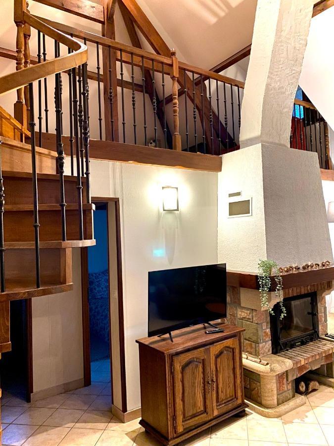 Maison Traditionnelle Normande Avec Piscine Hotot-en-Auge Exterior foto